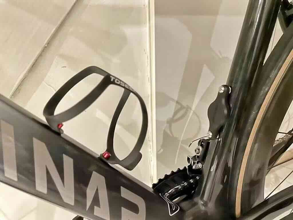 apple airtag bicycle security